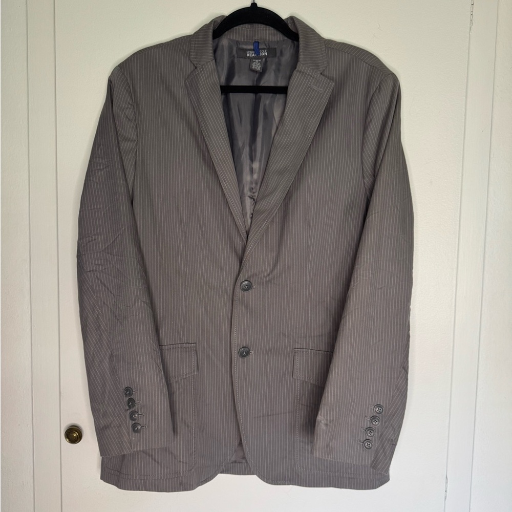 Mens Kenneth Cole Reaction Gray Striped Two Button Blazer Suit Jacket Medium 42